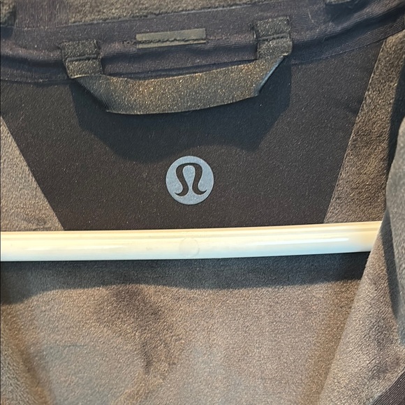 lululemon athletica Men's Black Performance Jacket - Picture 3 of 4